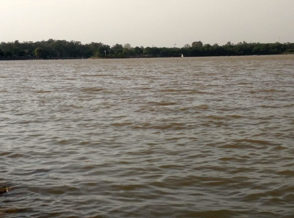 Photo of Sukhna Lake, Sector 1 by Aarush Tandon