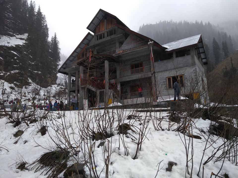 Photo of Anjani Mahadev Temple, Solang Valley Rd, Burwa, Himachal Pradesh, India by Aarush Tandon