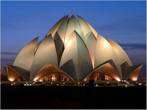 Photo of Lotus Temple, Lotus Temple Road, Bahapur, Shambhu Dayal Bagh, Kalkaji, New Delhi, Delhi, India by Aarush Tandon