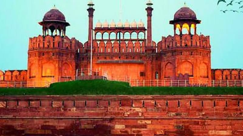 Photo of Red Fort, Netaji Subhash Marg, Lal Qila, Chandni Chowk, New Delhi, Delhi, India by Aarush Tandon