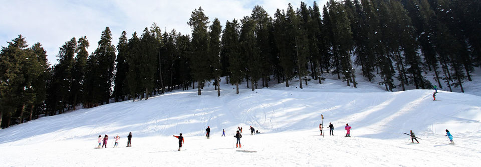 Photo of Narkanda, Himachal Pradesh, India by Aarush Tandon