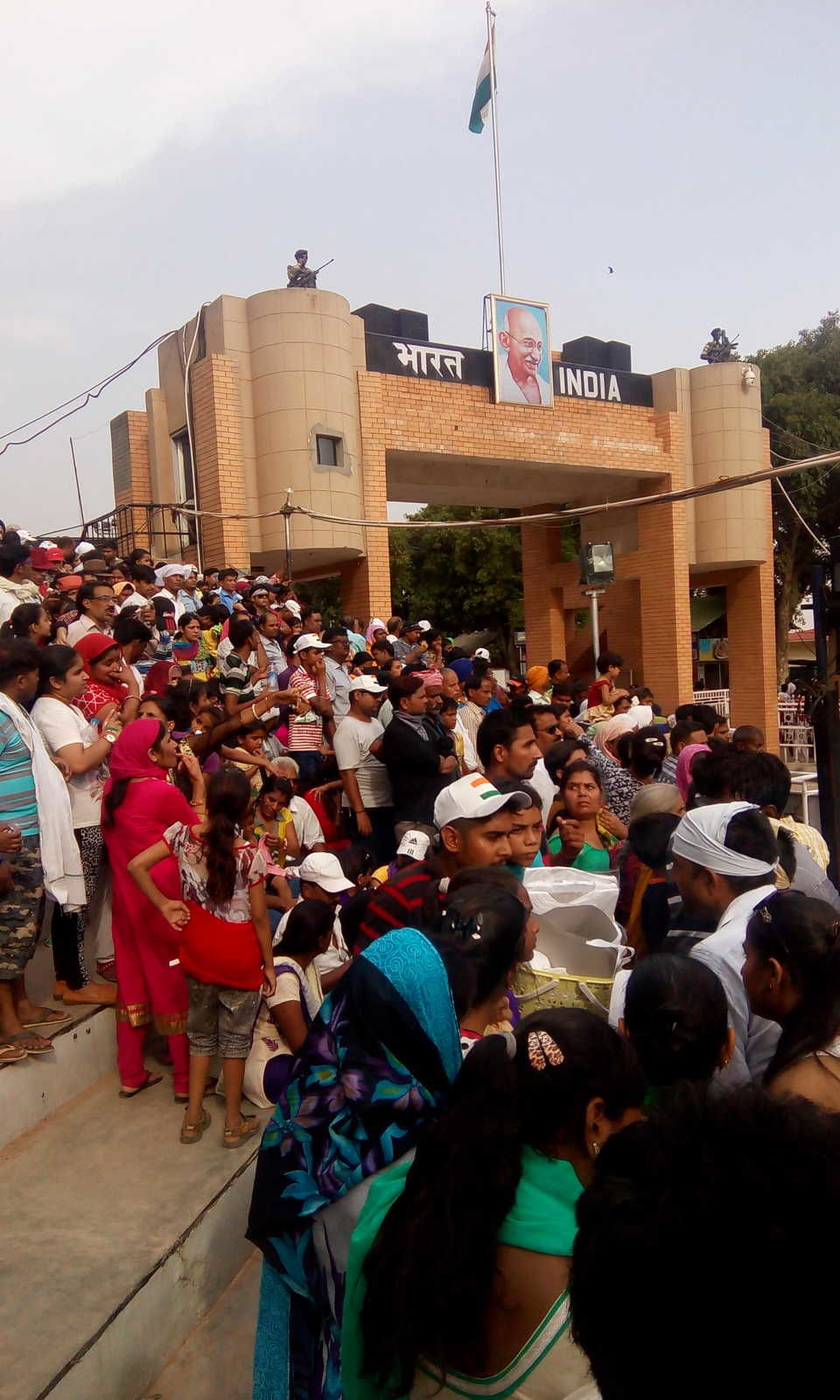 Photo of Wagah, Wagah, Lahore, Punjab, India by Aarush Tandon