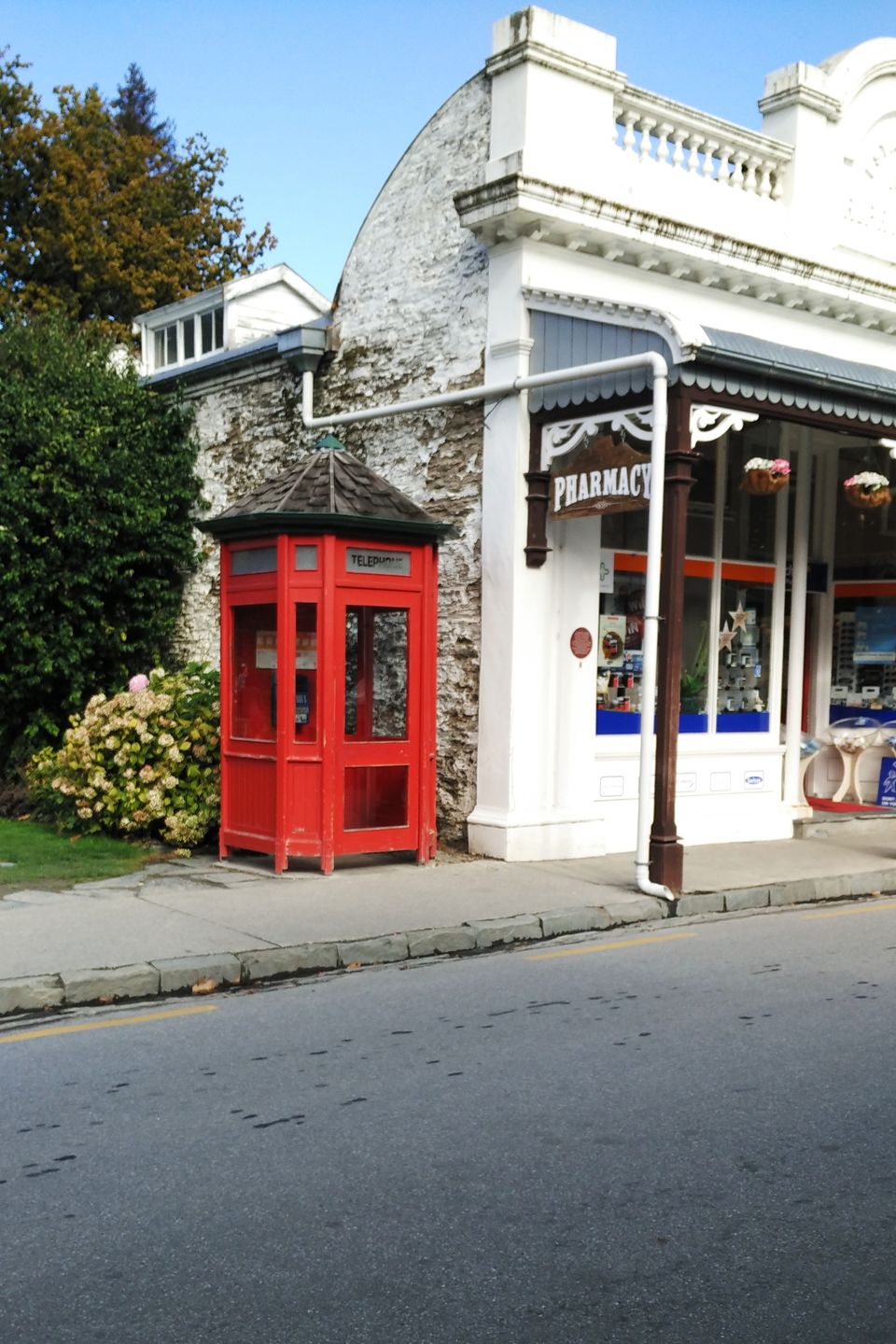 Photo of Arrowtown, Otago, New Zealand by Foodette_travel