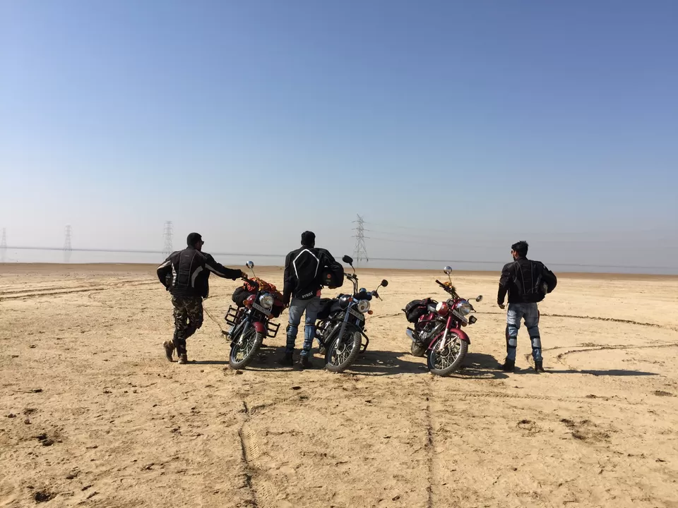 Photo of Rann of Kutch, Kutch, Gujarat, India by RohaN MohammaD