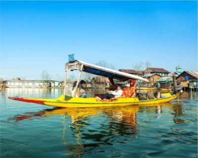 Photo of Tourist Places In Jammu And Kashmir 2/6 by Pankti Shah