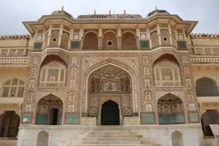 Photo of Amer Fort, Jaipur, Rajasthan, India by Sunburnt Diary