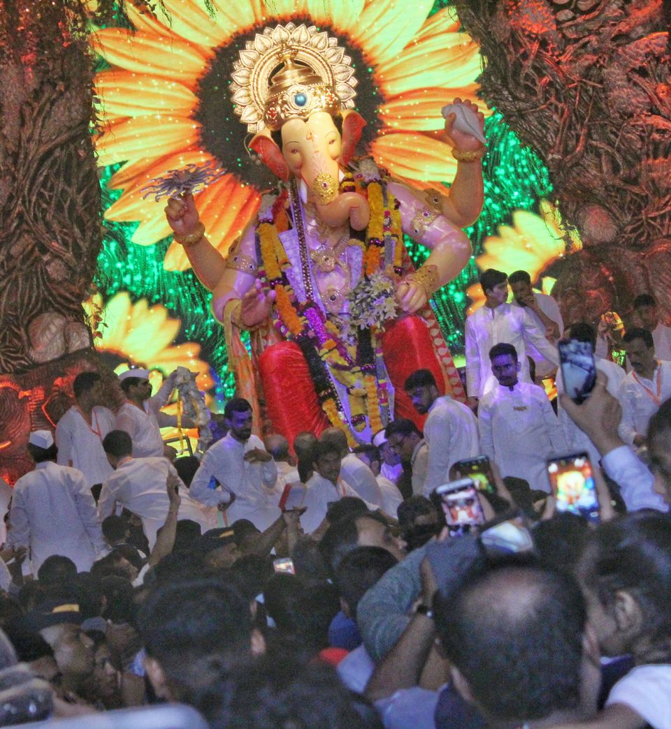 Photo of Mumbai, Maharashtra, India by Ashish Singh