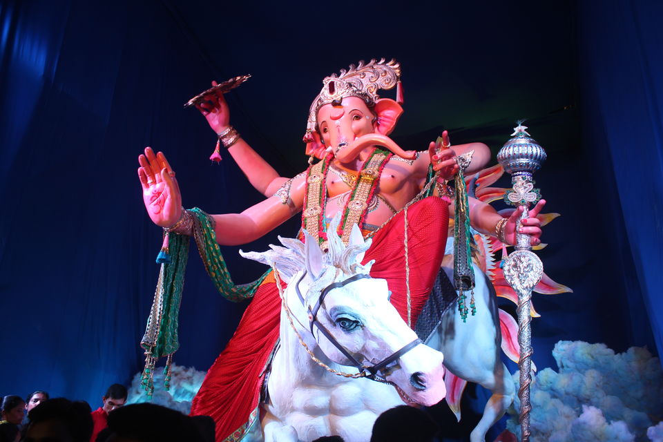 Photo of Mumbai, Maharashtra, India by Ashish Singh
