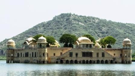 Photo of City Royale: Jaipur 3/11 by Adyasha Dash (The Wandering Mind)