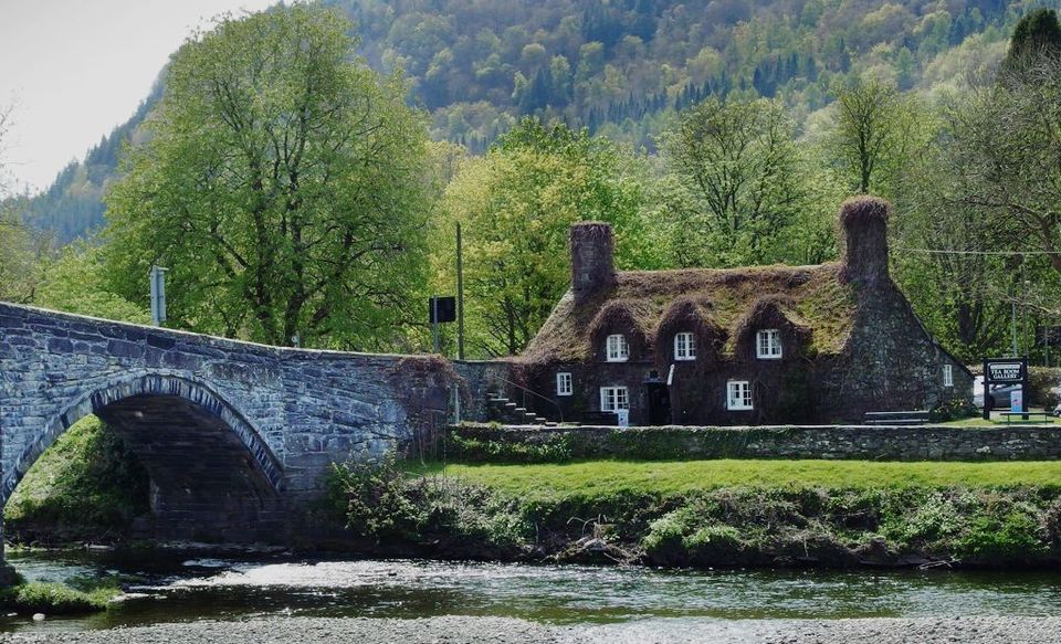Photo of Tu-Hwnt-I'r Bont, Llanrwst, UK by Shruthi
