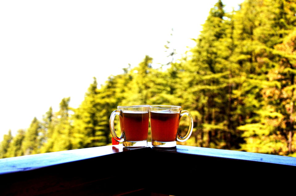 Photo of Mussoorie- Nom Nom Nair and the Queen herself 5/5 by Girish Nair