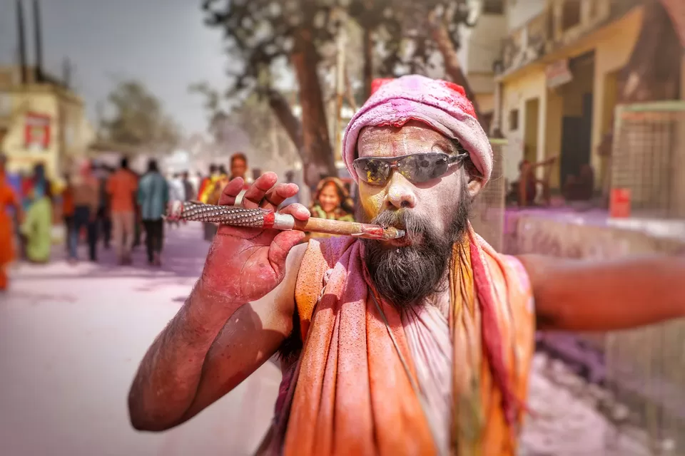 Photo of Too much of mountains already and you need a getaway from Delhi? Try Vrindavan once. (please?) by Aayushi Sawarn