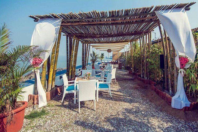 Photo of A ravishing waterfront restaurant – Boardwalk by Flamboyante 1/4 by Sanskriti Ramtek - Patil