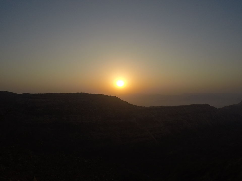 Photo of Matheran: A Land of magical Sunrises and Sunsets(PhotoBlog) by Risha Rana