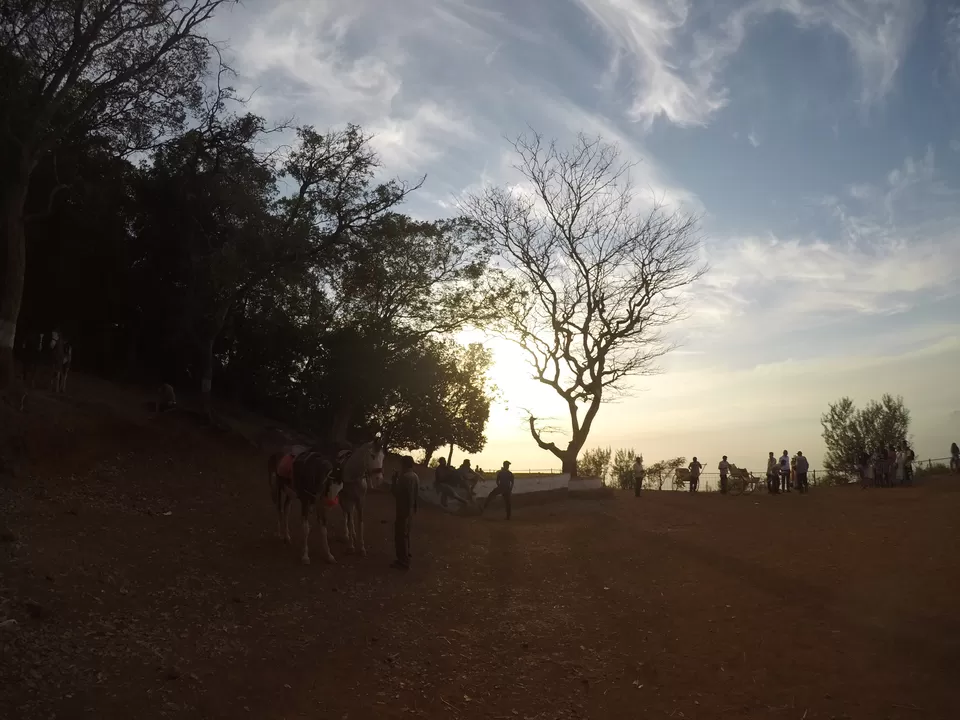 Photo of Sunset Point Matheran, Matheran, Maharashtra, India by Risha Rana