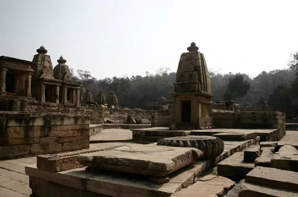 Photo of Bateshwar Temple, Morena, Madhya Pradesh, India by anshul akhoury