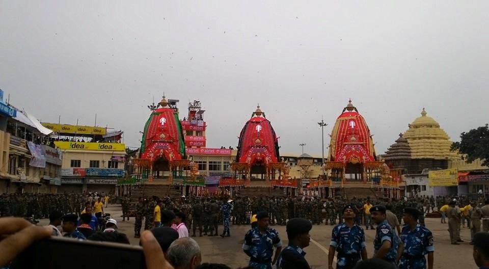 Photo of Jaggannath Puri Rath Yatra experience for a non-believer 1/3 by anshul akhoury