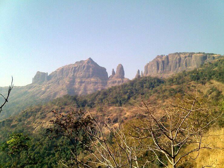 Photo of Mahuli Fort – An Ankle Twisting Climb to Thane’s highest point 2/4 by anshul akhoury