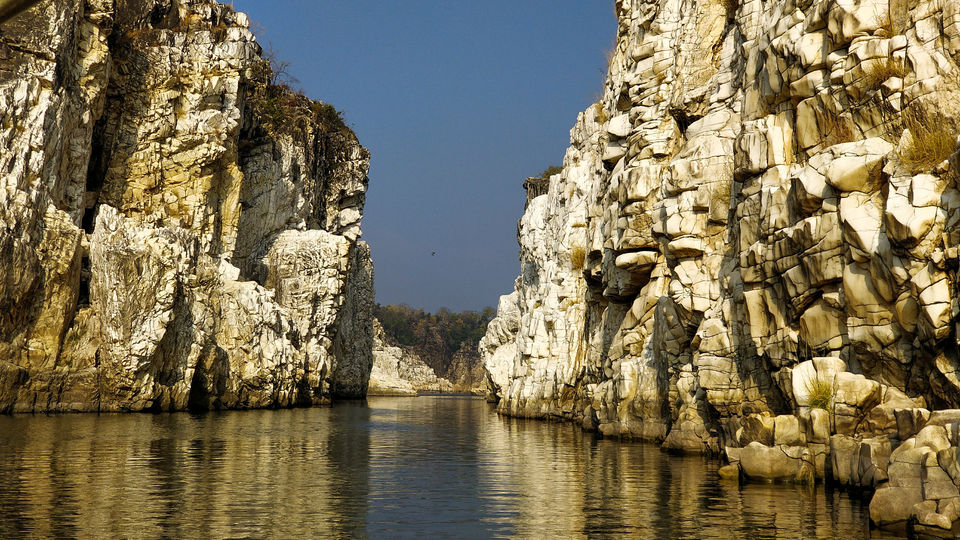 Photo of Bhedaghat − A Wonder Etched in Marble Canyon by anshul akhoury