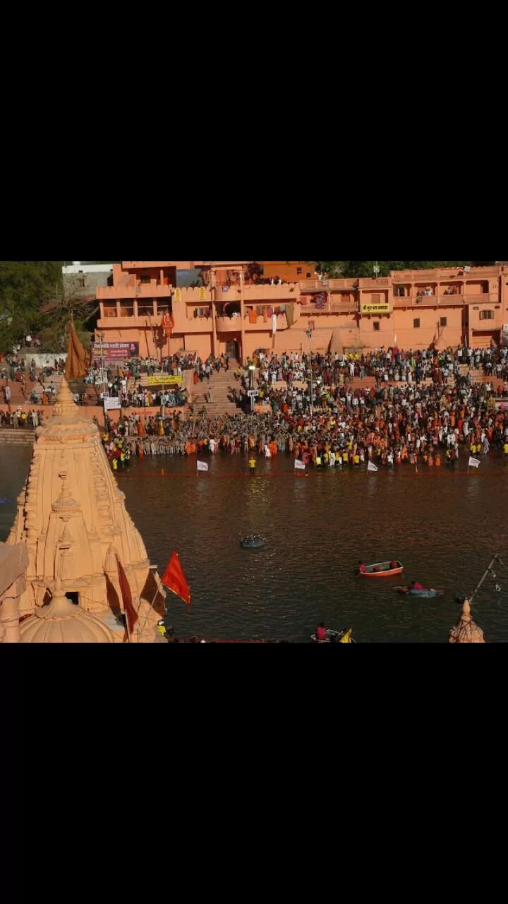 Photo of Ramghat Road, Harsiddhi Gate, Ujjain, Madhya Pradesh, India by Jyoti Porwal (freaky adrift traveler)