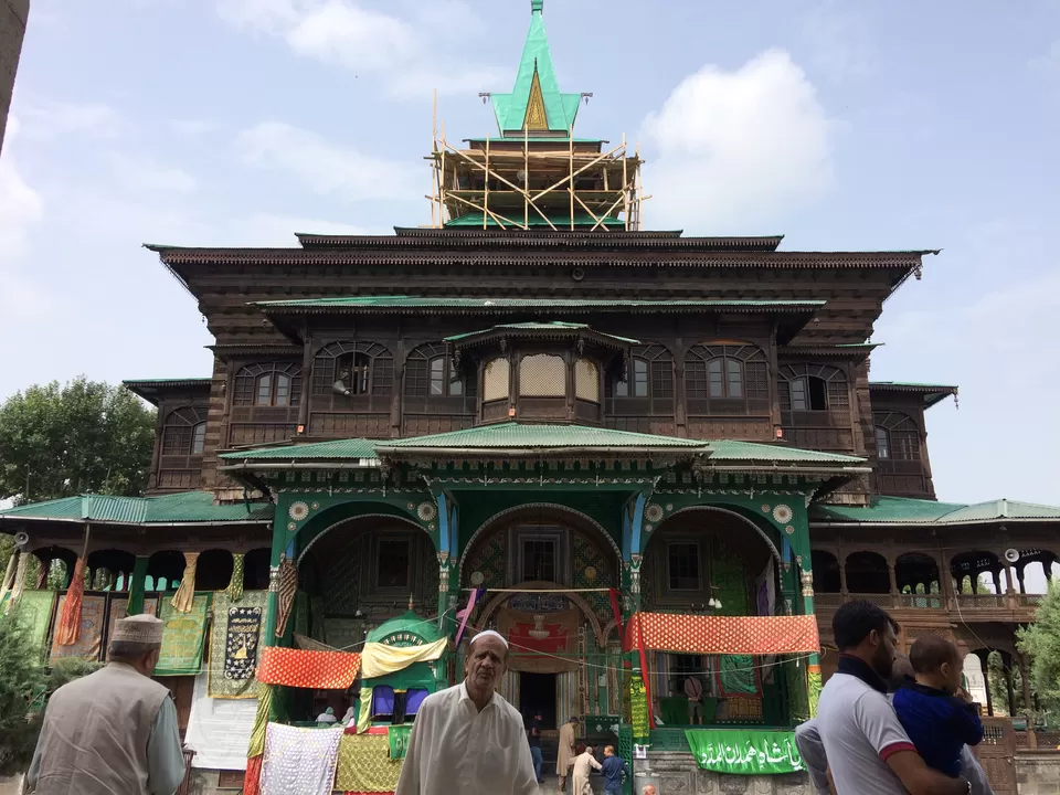 Photo of Khanqah-e-Moulla, Shamswari, Srinagar by Nibedita Saha 