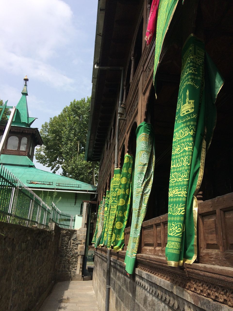 Photo of Khanqah-e-Moulla, Shamswari, Srinagar by Nibedita Saha