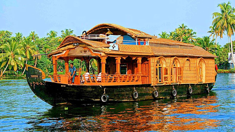 Photo of Alleppey – The Land Where The Saltiness Mix With Freshness 1/7 by Holiday mango travel