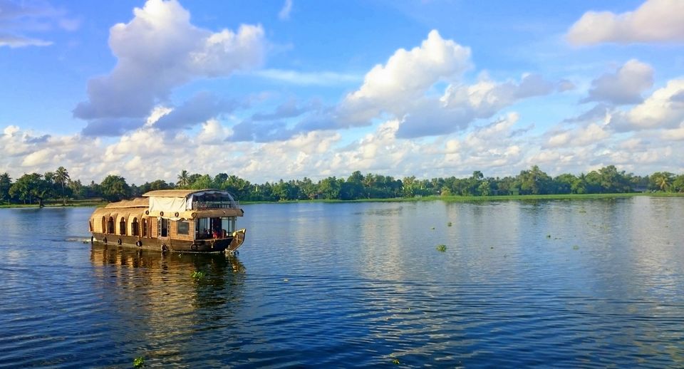 Photo of Alleppey – The Land Where The Saltiness Mix With Freshness by Holiday mango travel