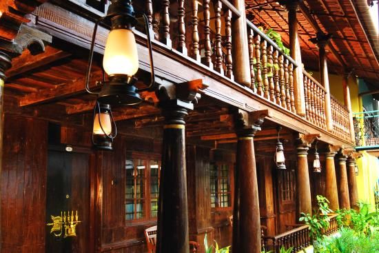 Photo of Artistic wooden items of Kerala|DreamHolidays 1/3 by Dream Holidays