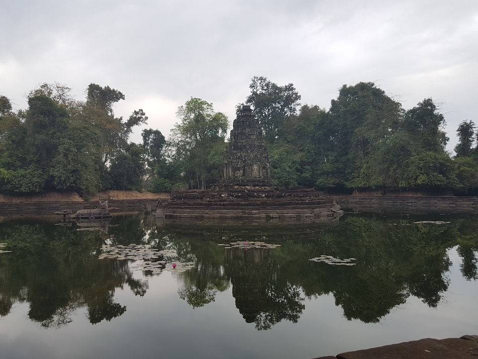 Photo of Angkor Wat, Krong Siem Reap, Cambodia by BISWAJIT SAHA