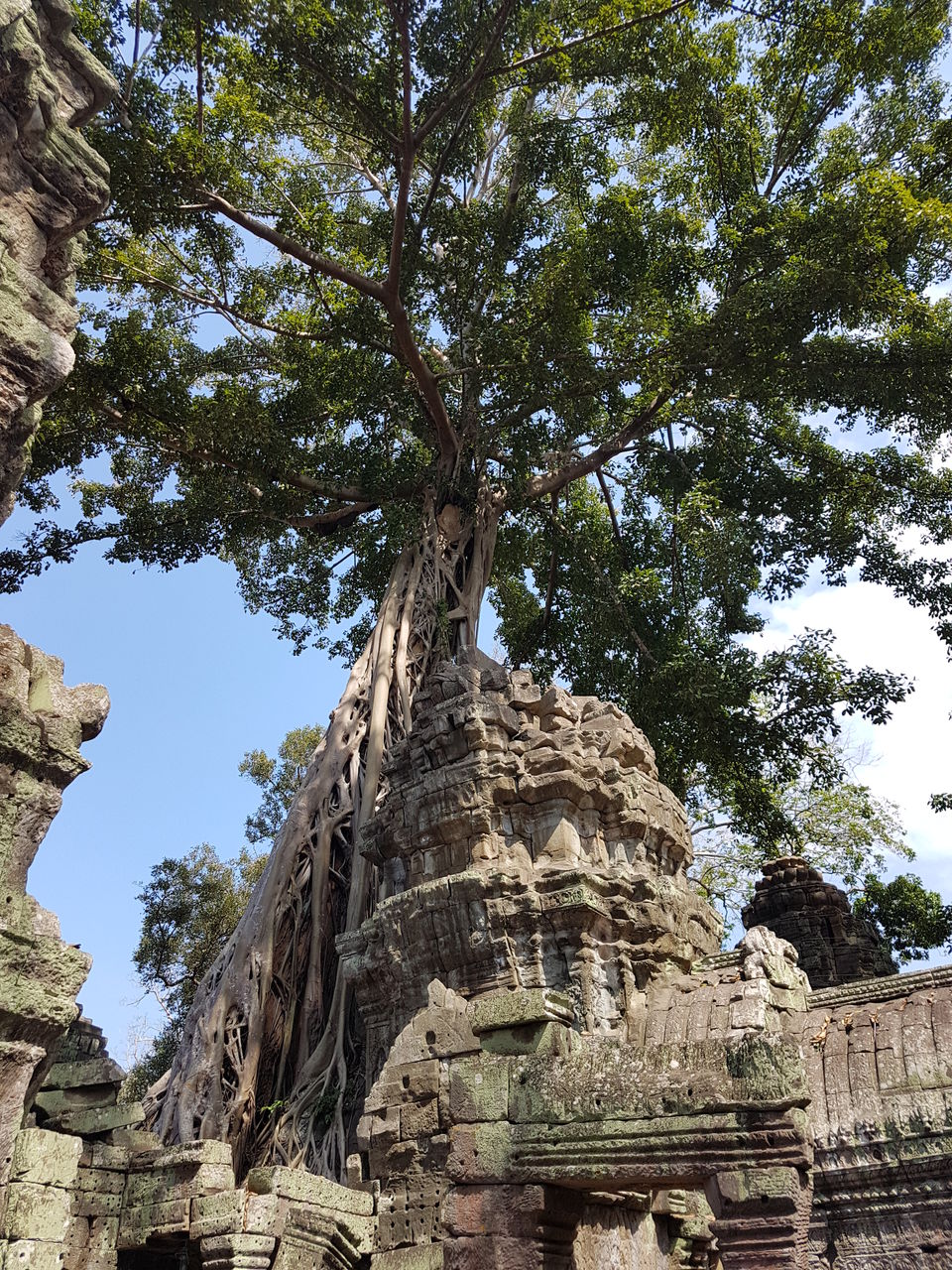 Photo of Angkor Wat, Krong Siem Reap, Cambodia by BISWAJIT SAHA