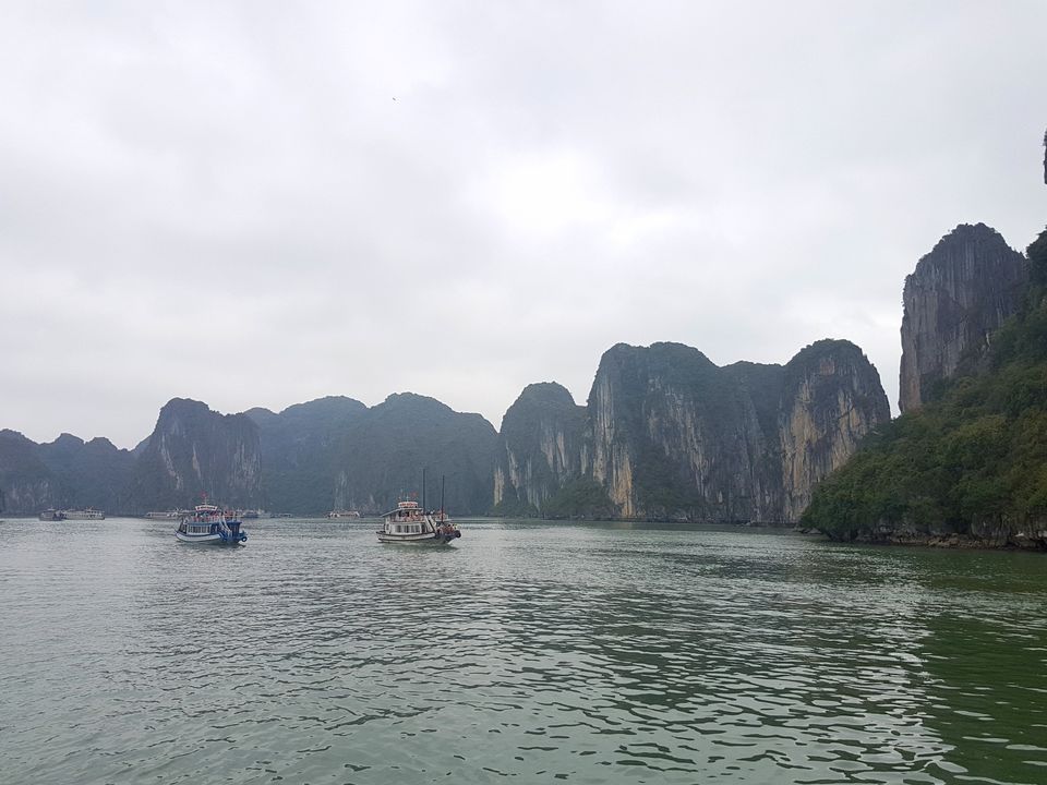 Photo of Hạ Long Bay, Thành phố Hạ Long, Quảng Ninh, Vietnam by BISWAJIT SAHA