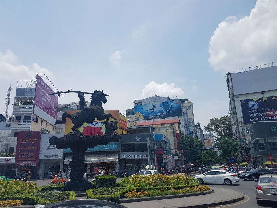 Photo of A Vietnamese Sojourn - 1 week,under 15 K by BISWAJIT SAHA