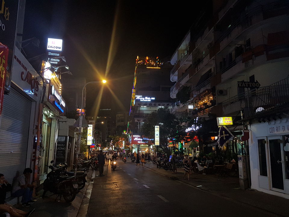 Photo of A Vietnamese Sojourn - 1 week,under 15 K by BISWAJIT SAHA