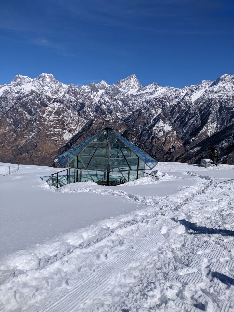 Photo of Auli Laga Joshimath, Uttarakhand, India by Apurva Jain