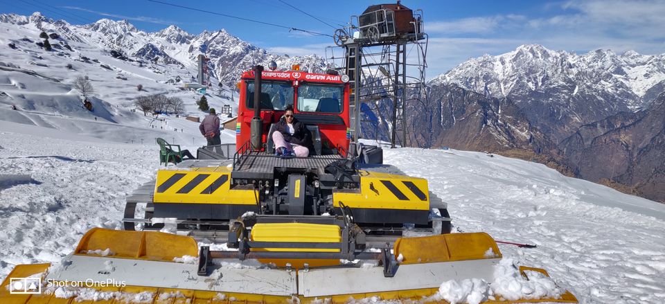 Photo of Auli Laga Joshimath, Uttarakhand, India by Apurva Jain