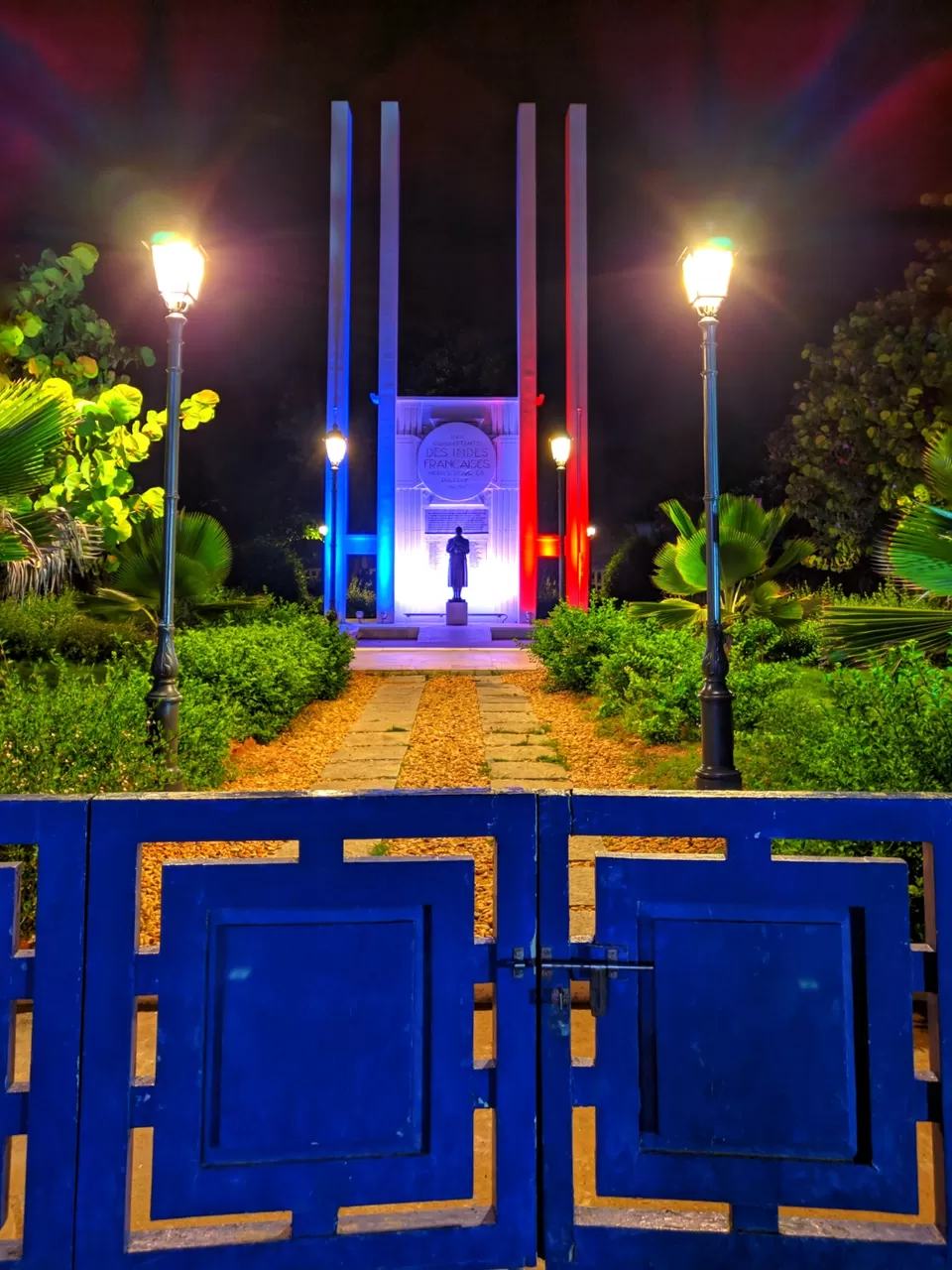 Photo of French Soldiers War Memorial, White Town, Puducherry, India by Apurva Jain