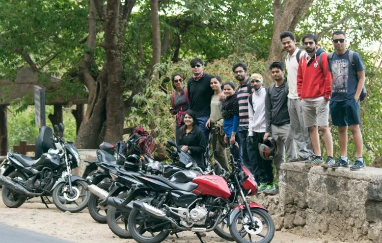 Photo of Plus valley Trek: in quest of a hidden Pool 3/9 by Dinesh Kumar
