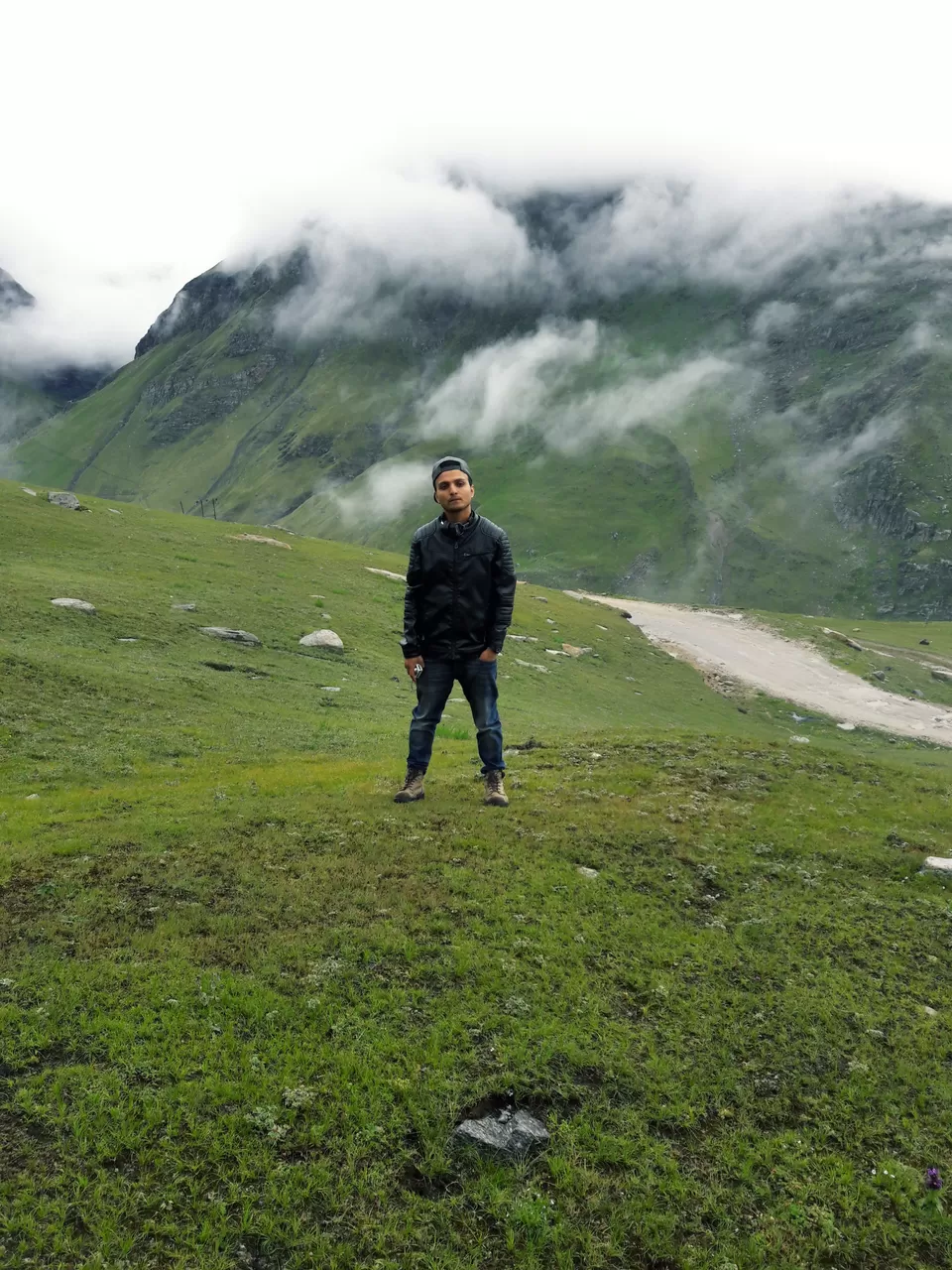 Photo of Khoksar, Himachal Pradesh, India by Hippie Child ✌