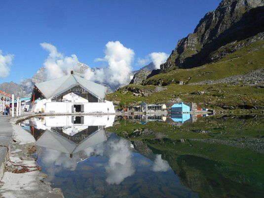 Photo of Must-Do Winter treks from Sep-Jan for every Trekkie 1/6 by liveharshitly