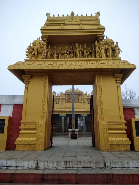 Photo of Himavad Gopalaswamy Temple, Himavad Gopalaswamy Hills Road, Berambadi State Forest, Karnataka, India by basavaraj akki