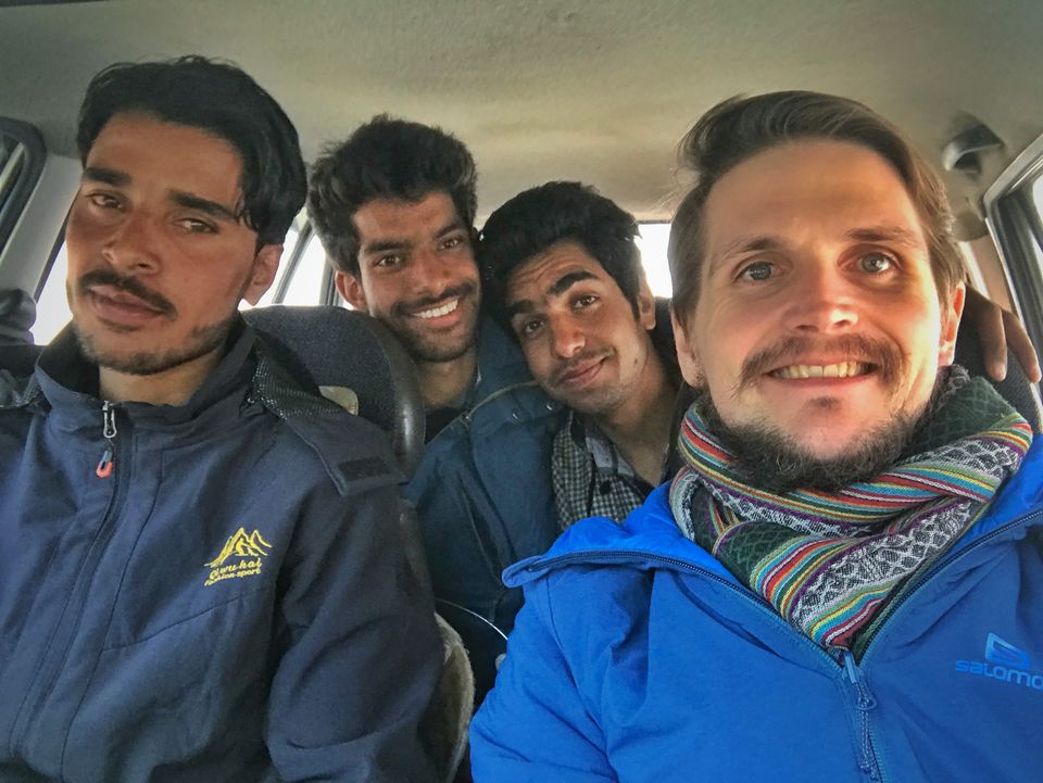 Photo of Snowboarding in Gulmarg, Kashmir by Adrian Sameli