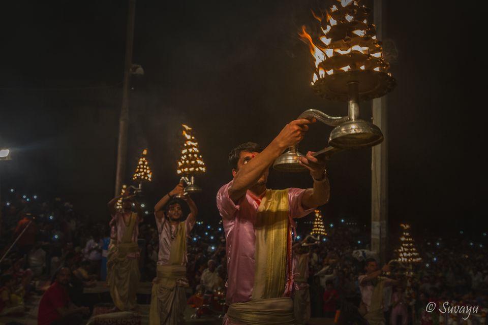 Photo of Ganga Aarti in Varanasi by Suvayu