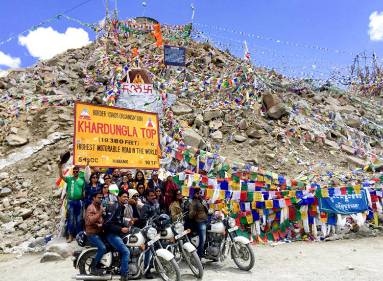 Photo of India's Highest Travel Points That Have World Record!! 2/8 by Vishal Chauhan