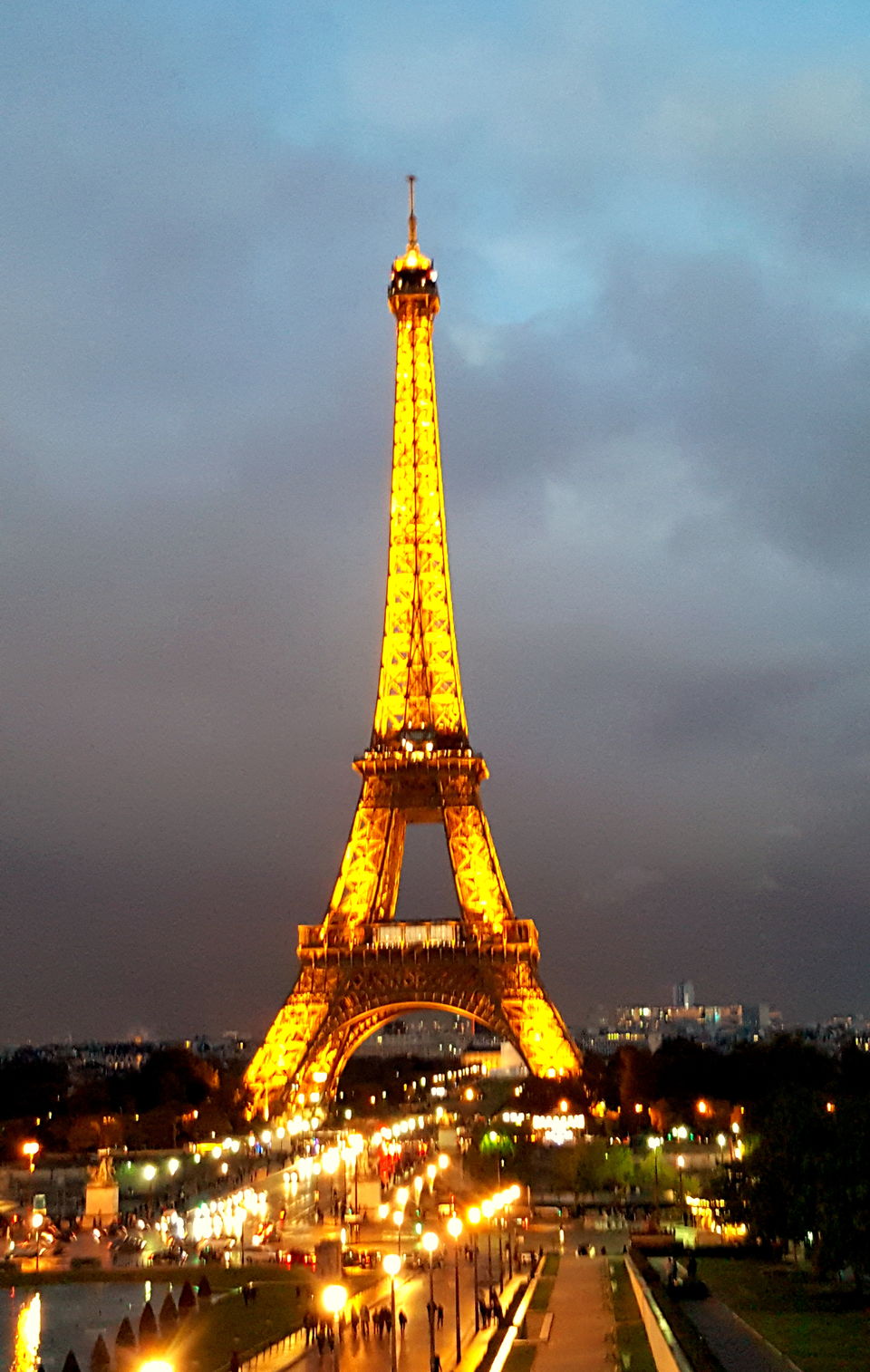 Photo of Everything you want to know about visiting the Eiffel Tower in Paris 7/7 by Shahzad Siddiqui