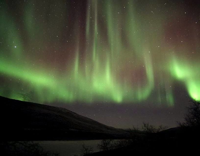 Photo of Northern Lights- Everything you need to know about chasing & photographing the Aurora. 1/1 by Shahzad Siddiqui