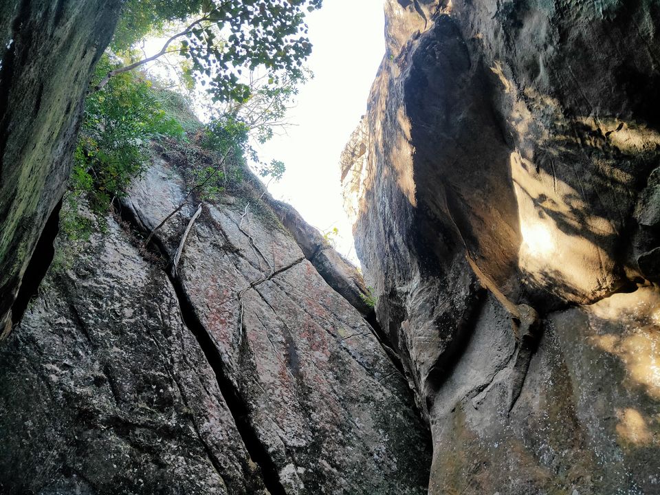 Photo of Edakkal Caves, Nenmeni, Kerala, India by Midhun