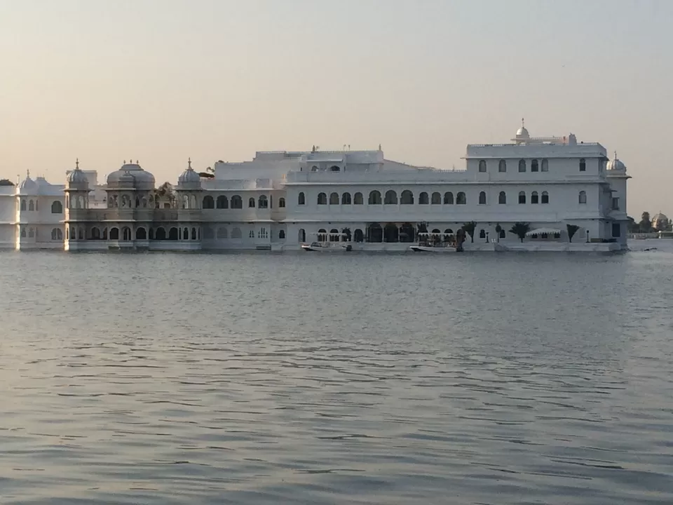 Photo of Taj Lake Palace, Udaipur, Rajasthan, India by Spoorthi Kedambadi