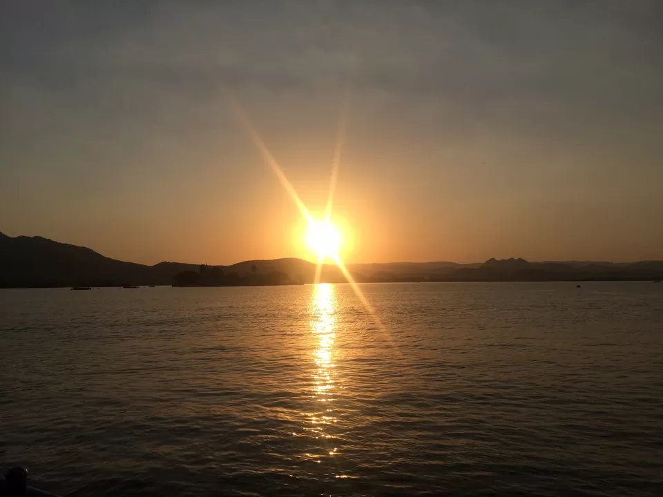 Photo of Lake Pichola, Pichola, Udaipur, Rajasthan, India by Spoorthi Kedambadi