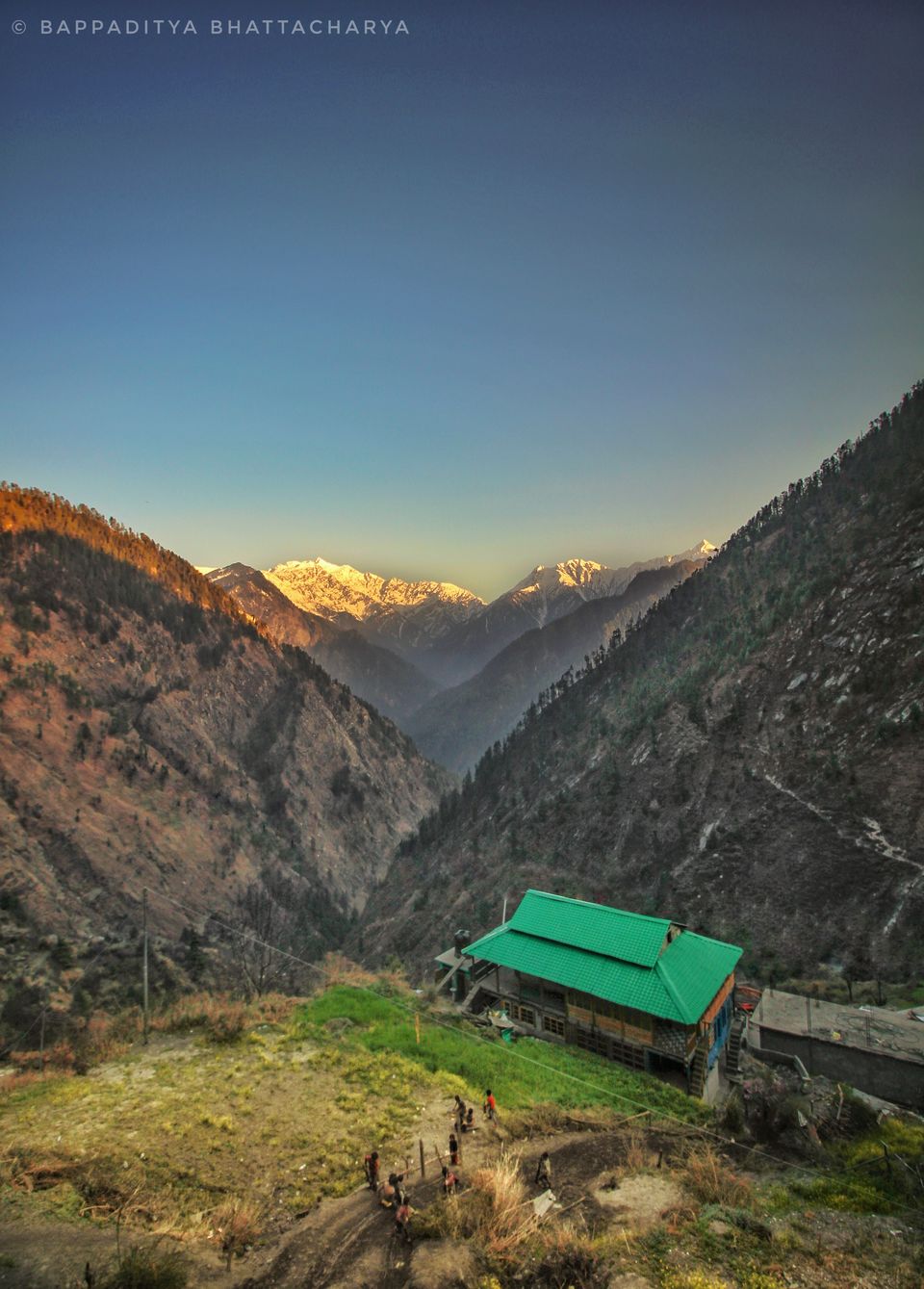 Photo of This Village In Parvati Valley Is Still Tucked Away From The Maddening Stoner Crowd by Bappaditya Bhattacharya